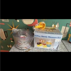 New 12-Piece Handy Measure Set with Clear and Yellow Cups
